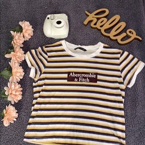 (XS)Abercrombie and Fitch T-Shirt